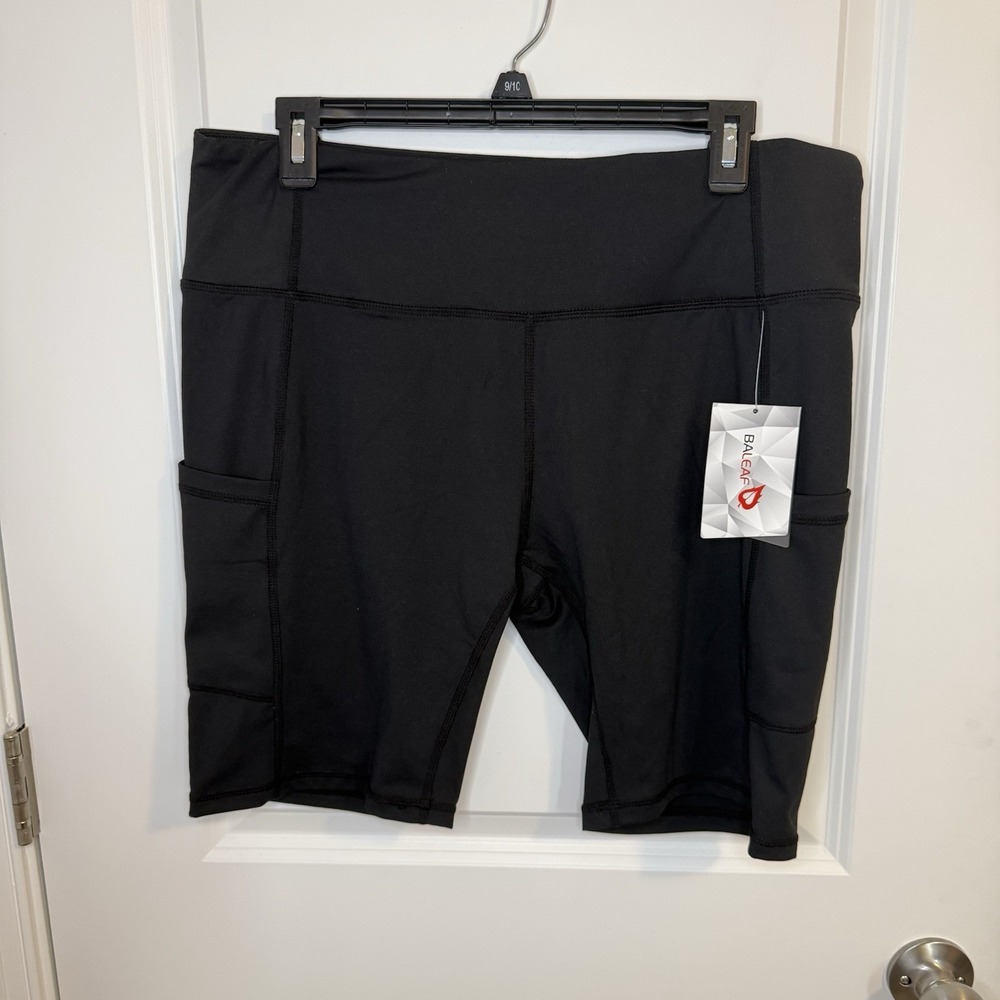 Baleaf Women's Biker Yoga Running Shorts Workout Sz XL Pockets Black NWT 8"
